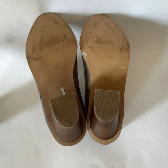 Nine West Women Sz 8.5 Ankle High Block Heel Dress Casual Bootie Taupe Suede - Picture 7 of 7